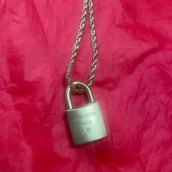 Lock & Key 225 - Picture 4 of 4